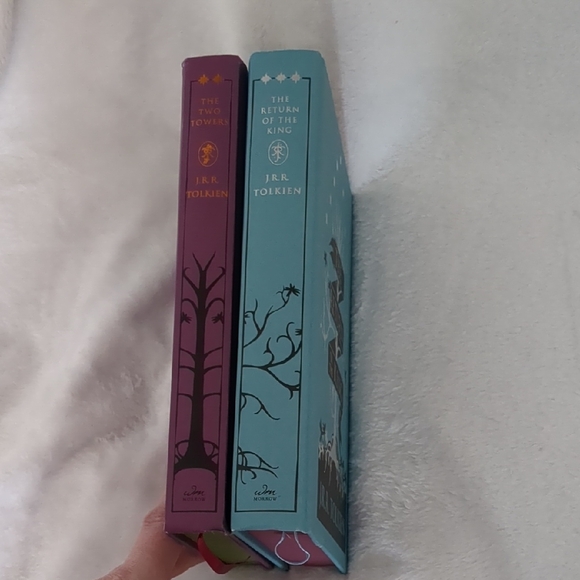 J.R.R. Tolkien Book Set - The Two Towers & The Return of the King - Picture 3 of 6